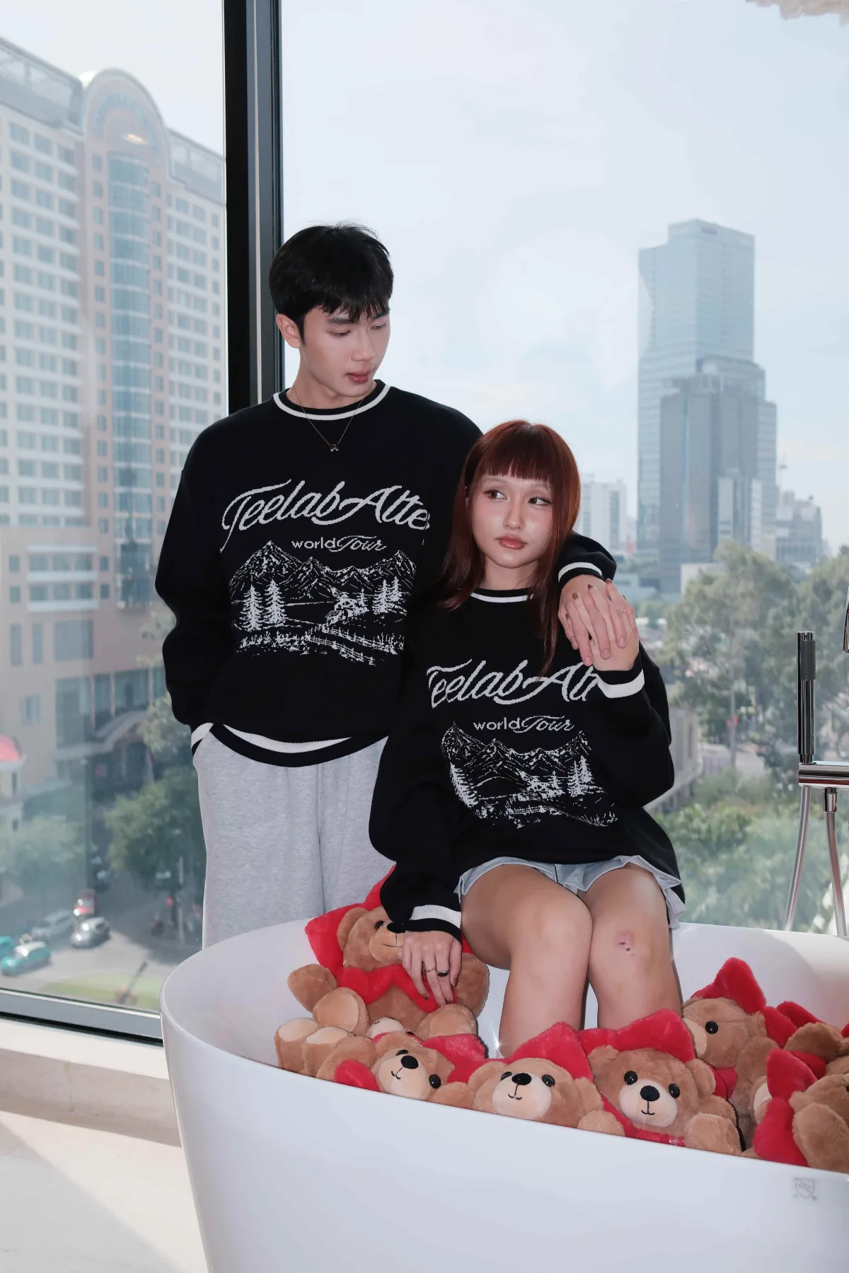 Áo Len Teelab Alter Boxy Knit Switzerland Sweater HD131