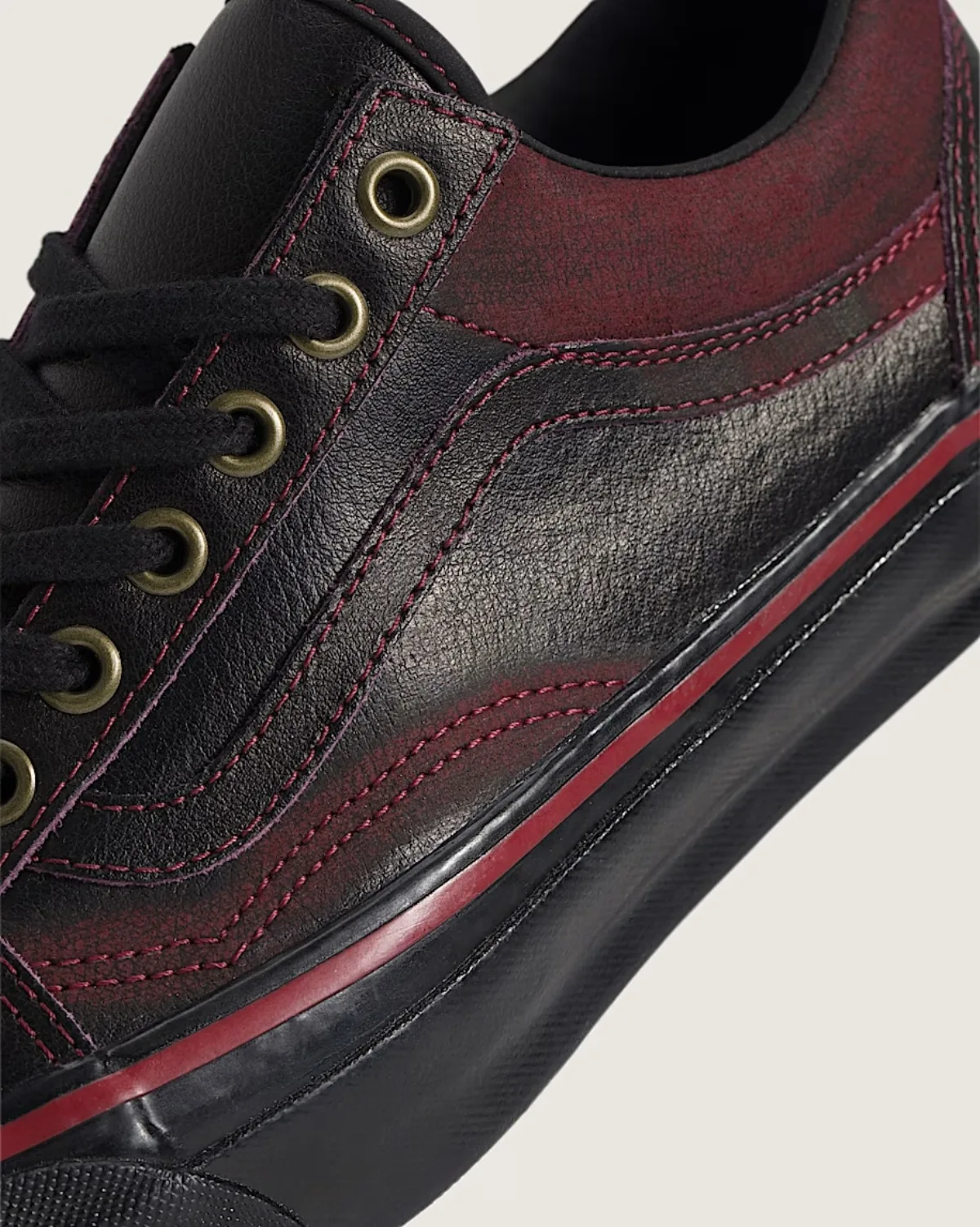 Giày VANS PREMIUM OLD SKOOL TANIA DARK RED/BLACK