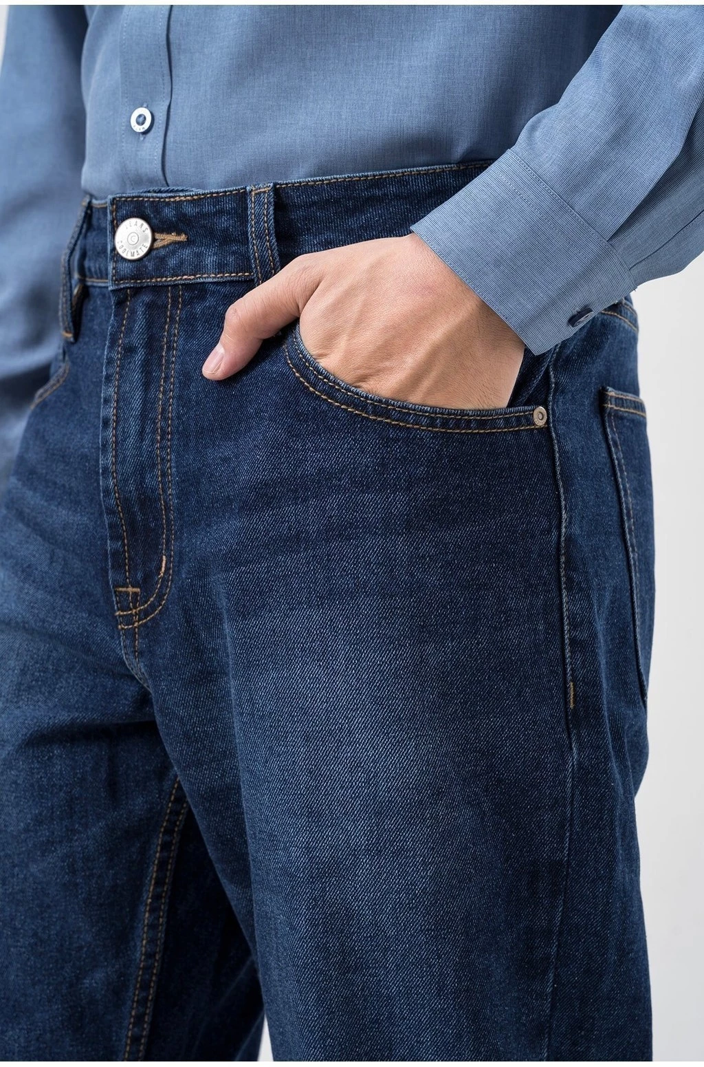Quần Jeans Basics dáng suông rộng Regular Straight dày dặn, quần dài đi làm đi chơi Coolmate