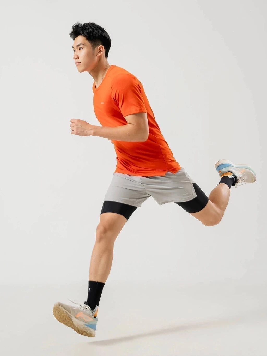Quần Short thể thao chạy bộ 2 lớp Fast & Free III, quần đa năng có túi kéo khoá co giãn nhanh khô, giảm ma sát Coolmate