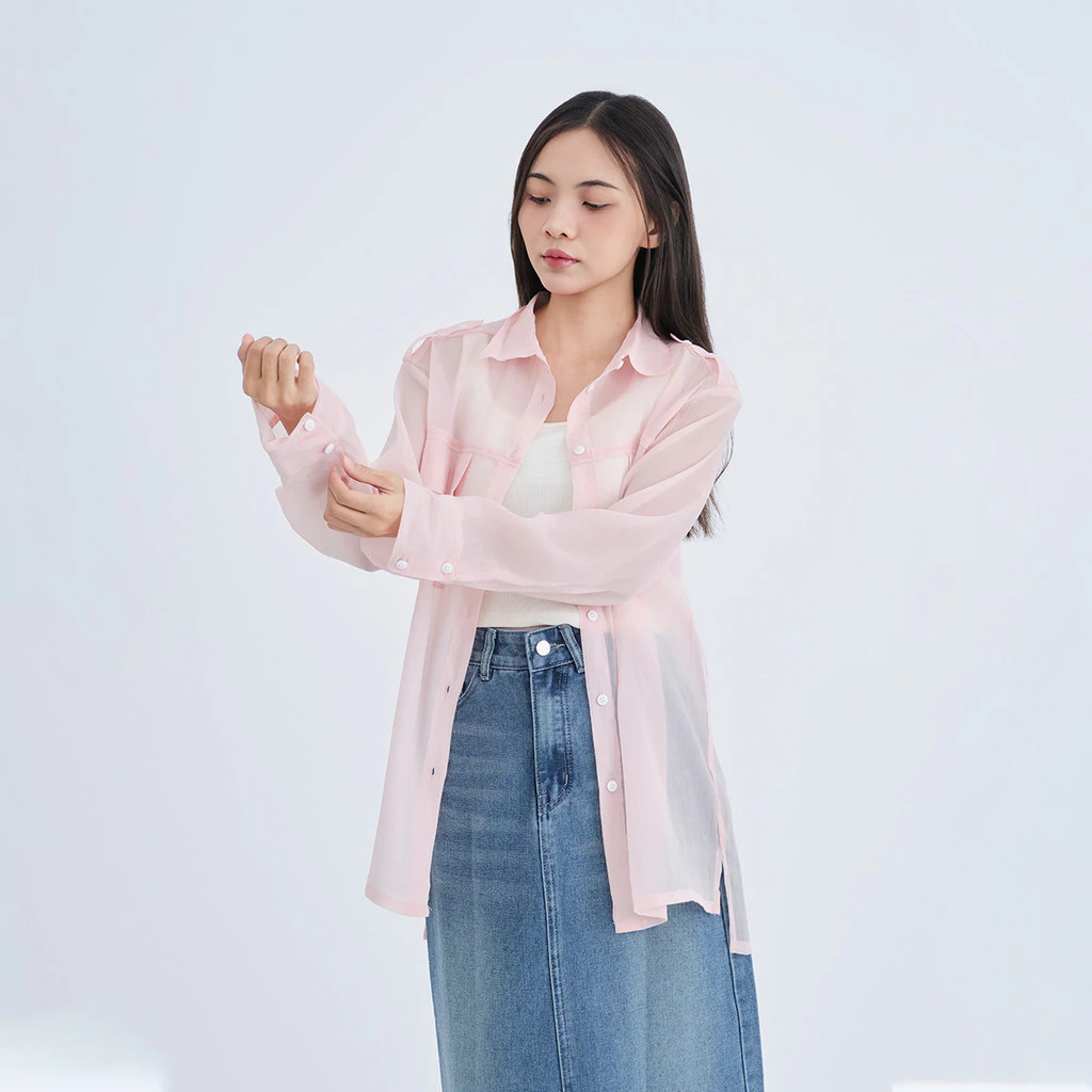 Áo sơ mi nữ Gmorning - GUMAC tay dài form suông rộng trong suốt freesize  YAE07052