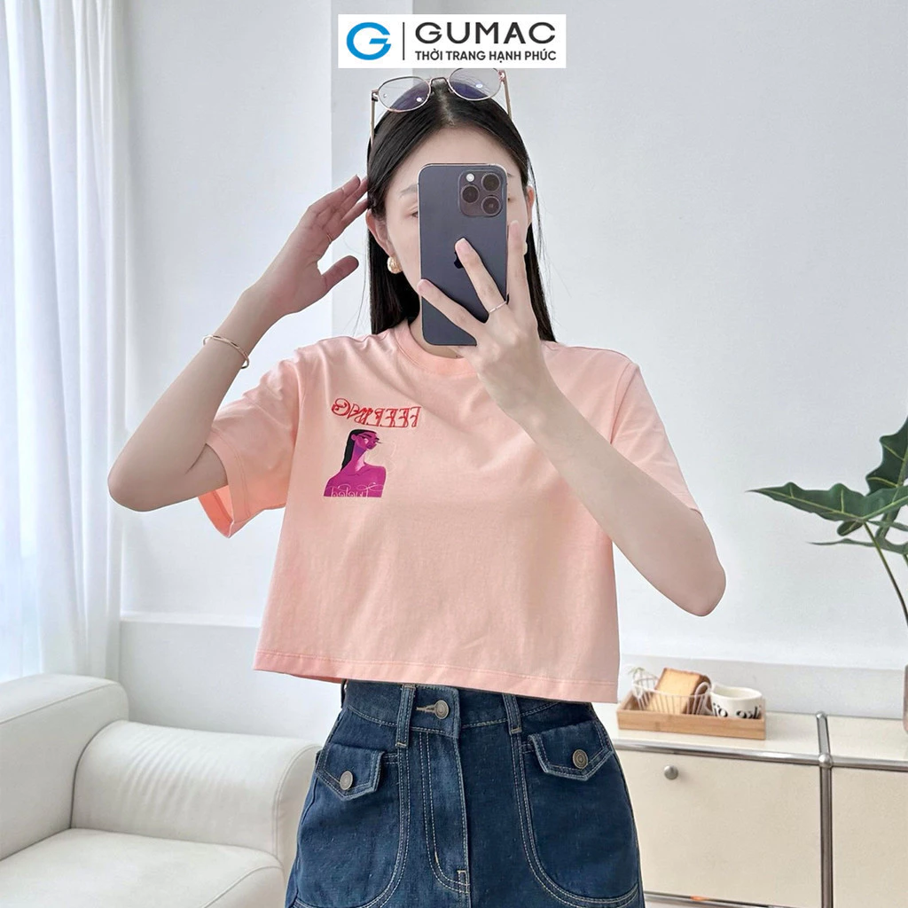Áo thun nữ GUMAC in phối thêu  ATE07015
