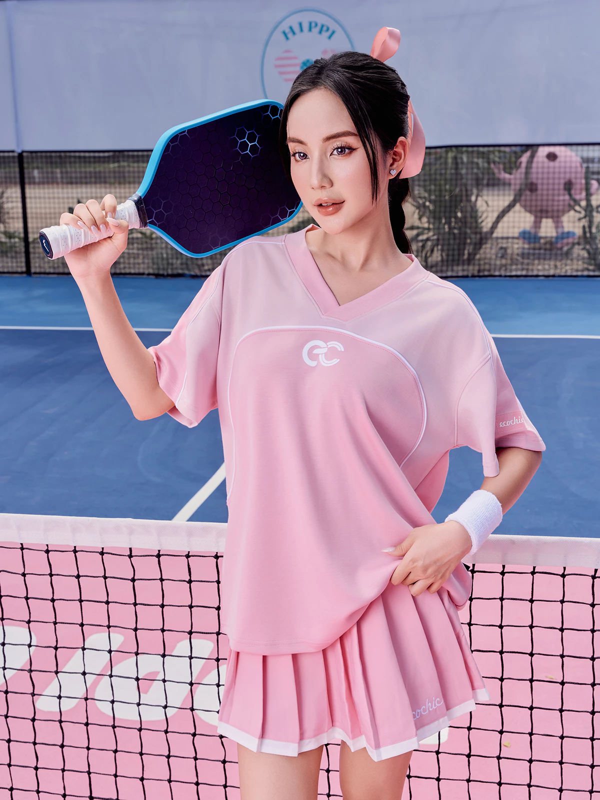 Chân Váy Xếp Li Nữ Ngắn Dáng Xoè ECOCHIC DELINE Logo Thêu Local Brand Màu Đen Hồng Be B079