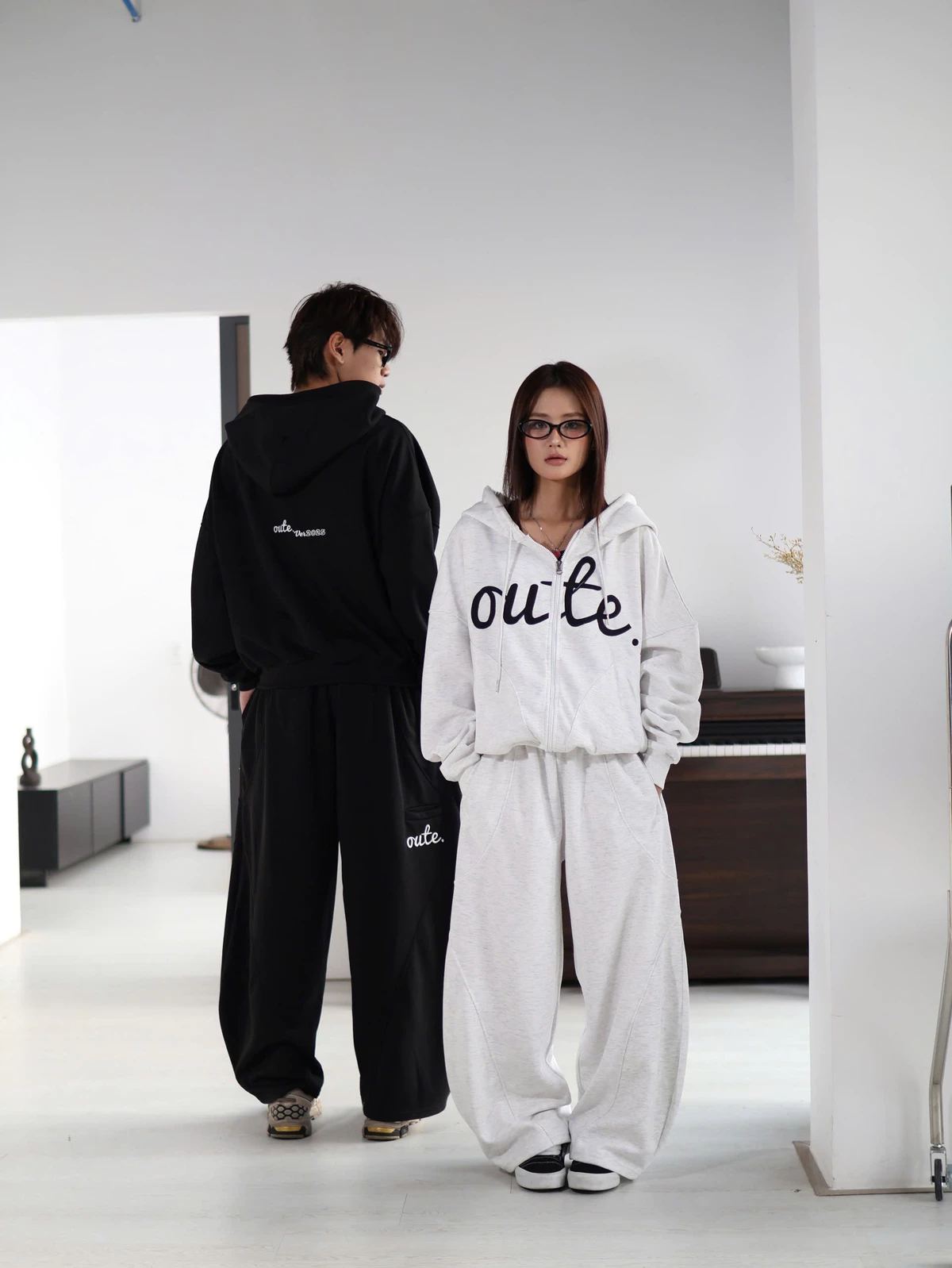 Áo Khoác Nỉ Hoodie Zip Outerity Big Logo Form Boxy Nỉ Hai Da Unisex Nam Nữ / Dreamer Collection