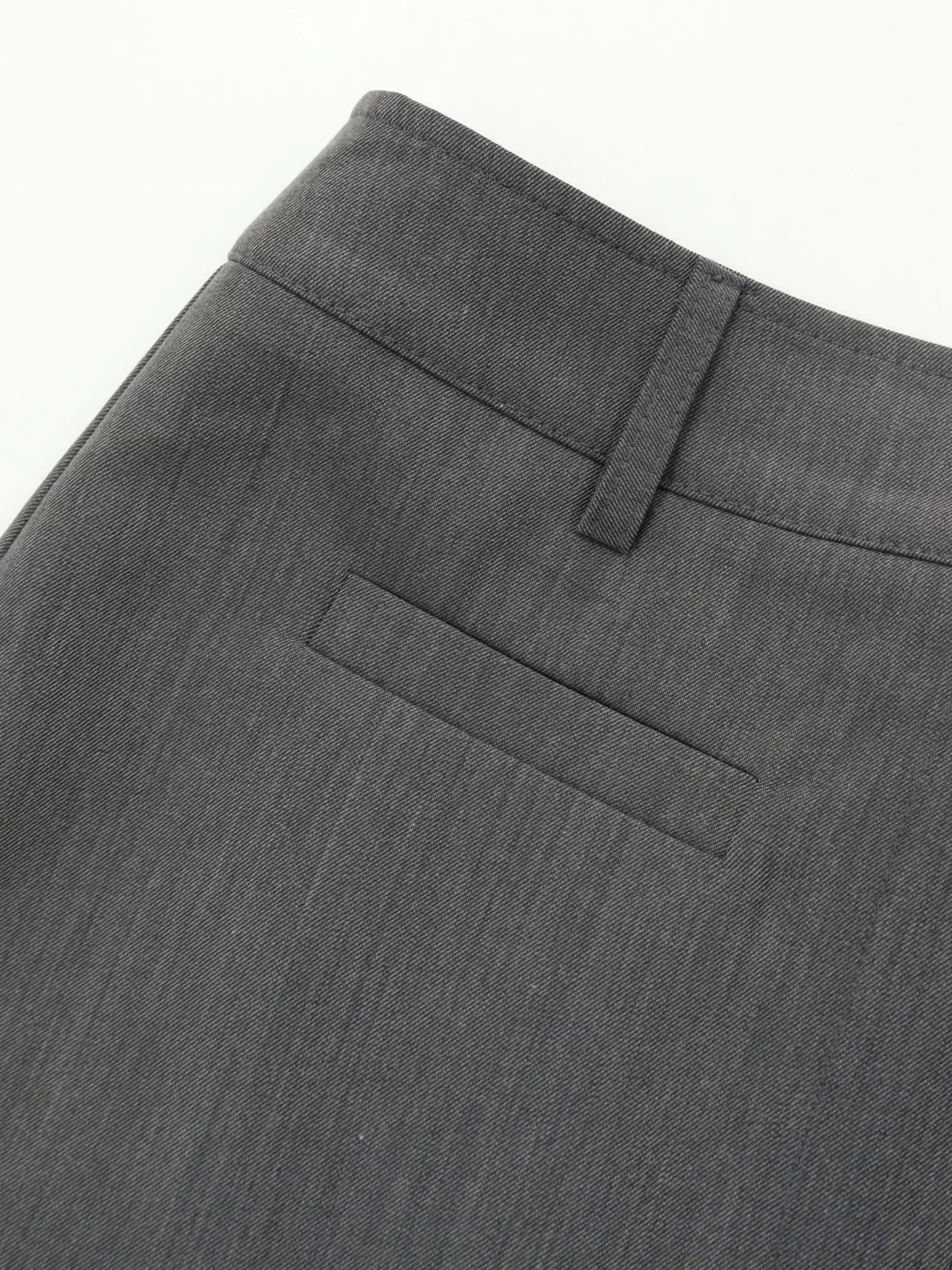 Chân Váy Chữ A Dáng Ngắn Màu Xám Và Đen Có Quần Bảo Hộ, Phong Cách Tối Giản Mini Skirt-THE J STUDIO