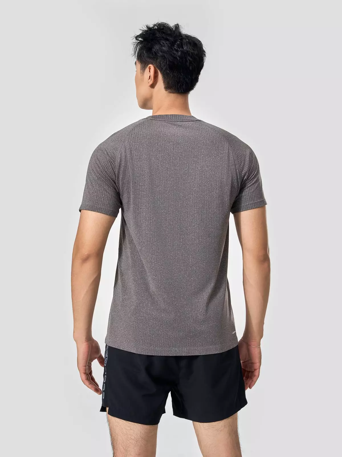 Áo thun thể thao nam tập gym pickleball Training Seamless Body Mapping mát lạnh thoáng khí Coolmate