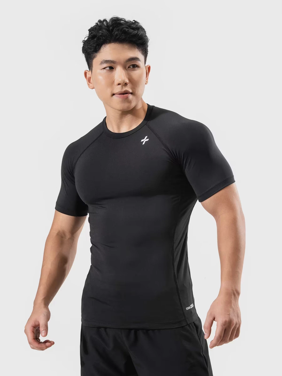 Áo Thun thể thao nam Gym Power dáng Tights fit thoáng khí co giãn 4 chiều Coolmate