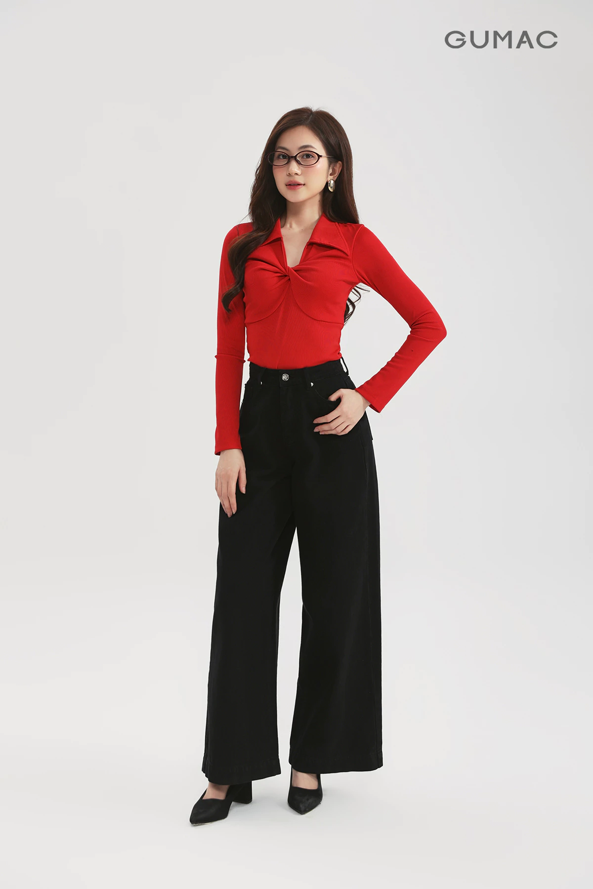 Áo Polo Nữ GUMAC Tay Dài Cổ V Form Slim Ôm Eo Xoắn Ngực Cách Điệu Thanh Lịch Thời Trang Công Sở APF12053