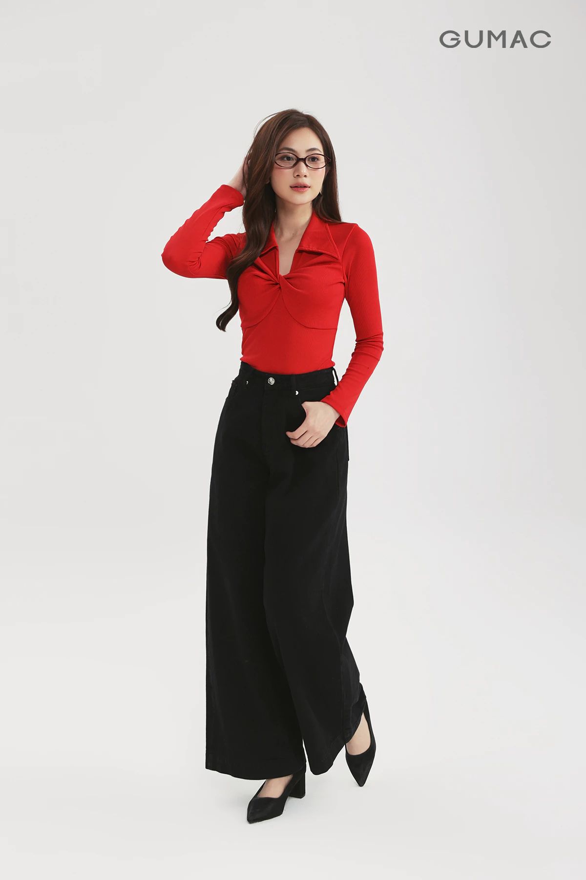 Áo Polo Nữ GUMAC Tay Dài Cổ V Form Slim Ôm Eo Xoắn Ngực Cách Điệu Thanh Lịch Thời Trang Công Sở APF12053