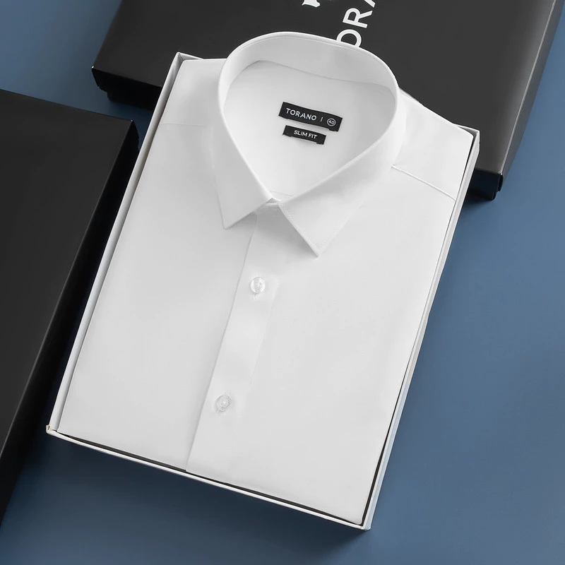 Sơ mi ngắn tay SHORTS SLEEVE SHIRTS TORANO trơn, thêu logo ở nẹp cúc lịch sự, chống bám bụi GSTB020