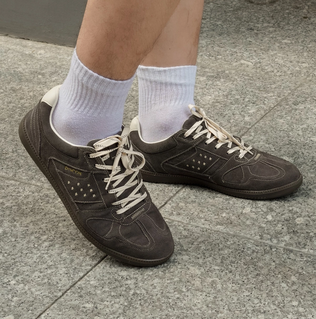 Giày Sneaker Nam Da Suede Cao Cấp Dincox Shoes DC50 MAGNET