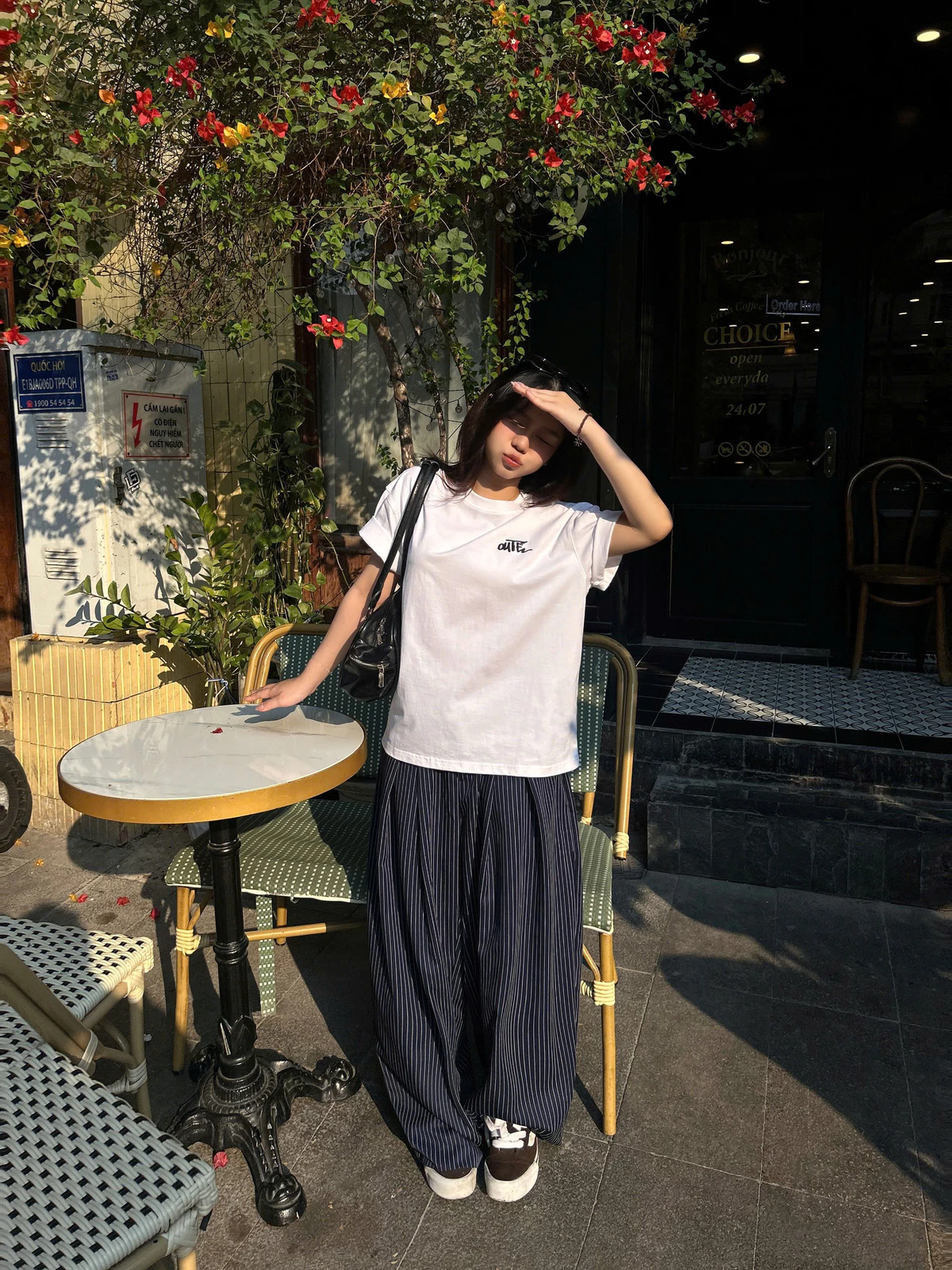Áo Thun Trơn Outerity Symbol Form Regular Fit Cotton 100% Nam Nữ Unisex Localbrand 2026