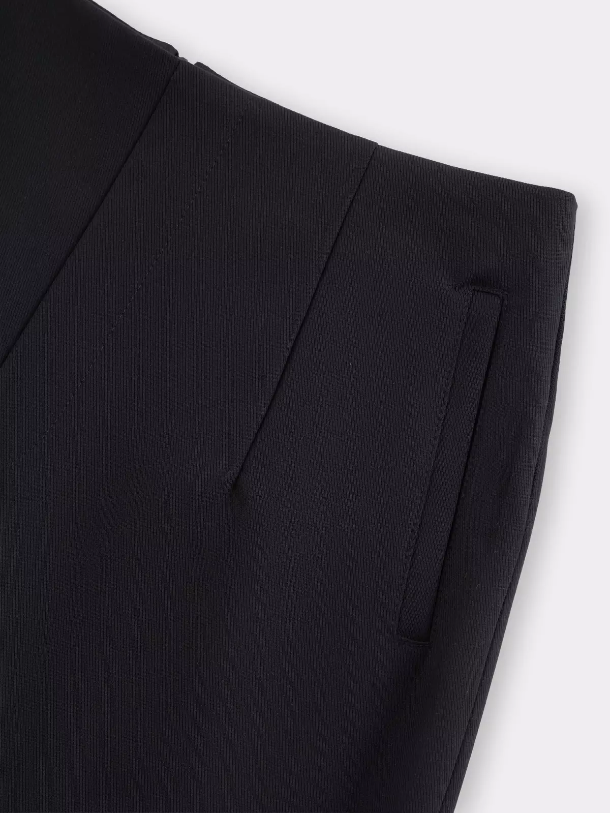 Quần Short Nữ 5S FASHION Cạp Khóa, Xếp Ly Nhẹ Thanh Lịch, Nữ Tính W0QSA26004