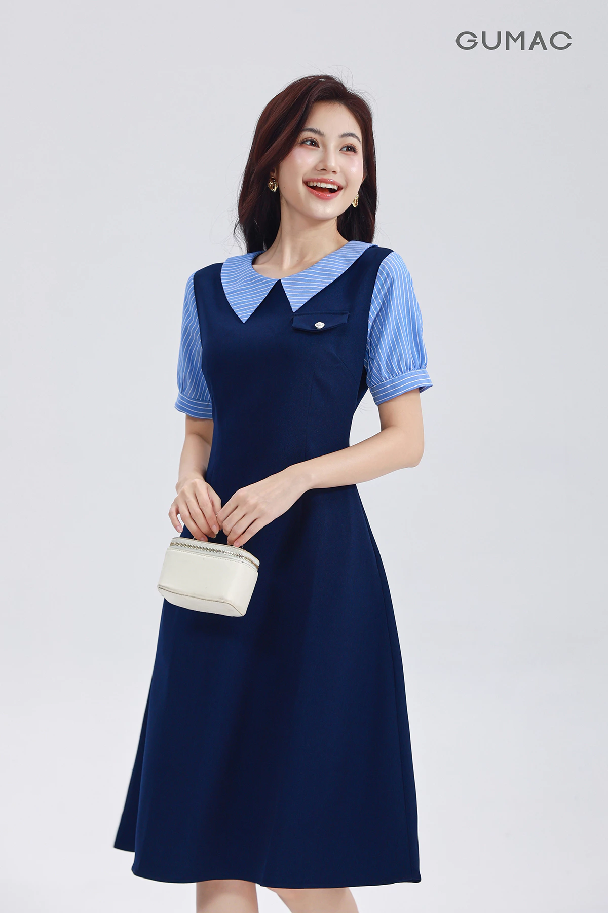 Đầm Chữ A Nữ GUMAC Váy Công Sở Phối Cổ Sọc Thanh Lịch Chất Tuyết Mưa Có Túi LDF0904