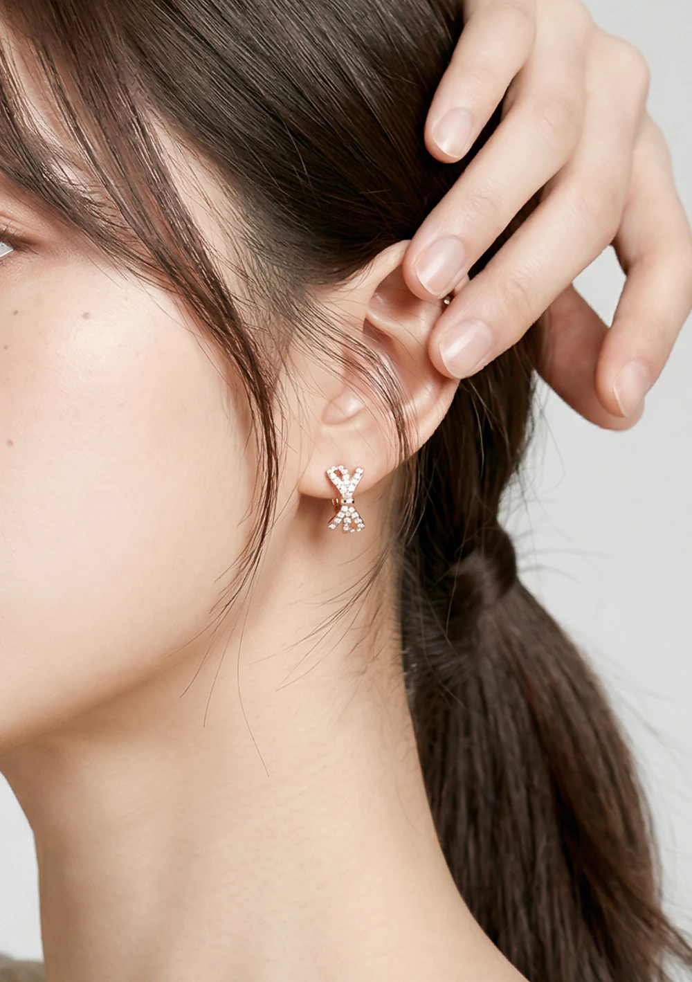 Bow Collection - Bộ Sản Phẩm Trang Sức Vòng Tay, Dây Chuyền, Bông Tai Nữ Curnon - Chất Liệu Thép Không Gỉ