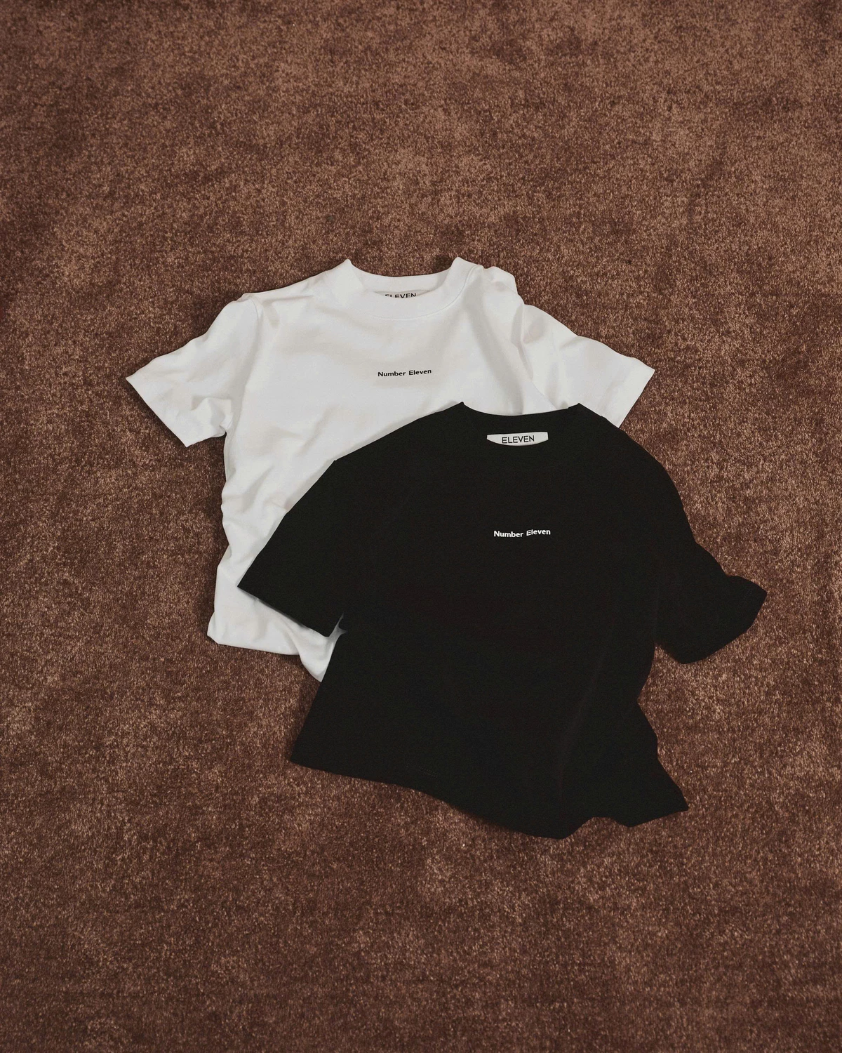 Eleven - Áo nữ baby tee in Number Eleven ngang