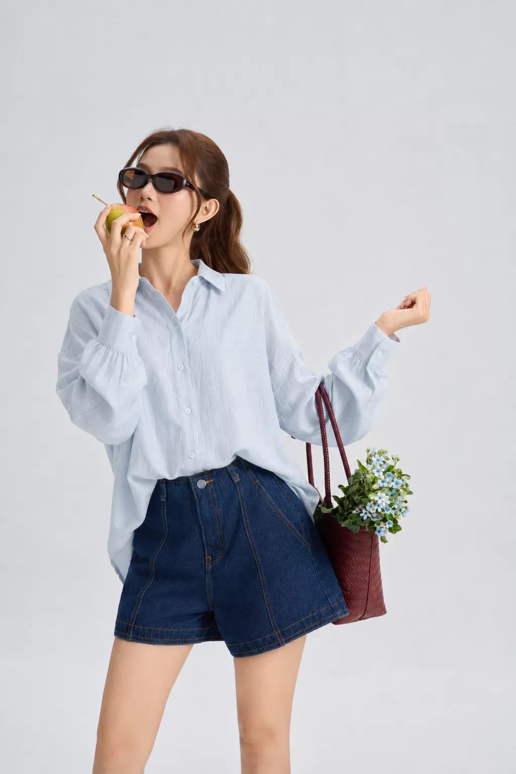 Set lẻ Áo Sơ Mi Nữ Gmorning - GUMAC Form Suông Tay Dài YAG06012 - Quần short A kiểu Gmorning - GUMAC YSHG06013