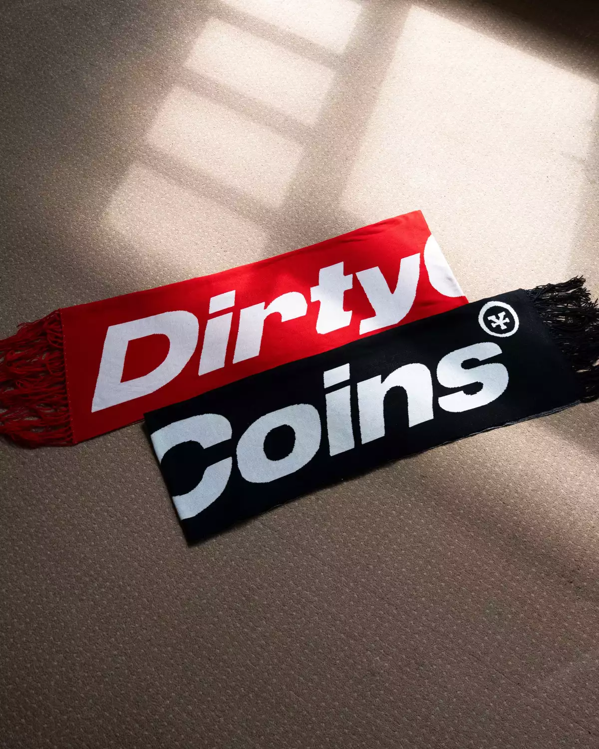 Khăn Choàng Wool Knit DirtyCoins Logo