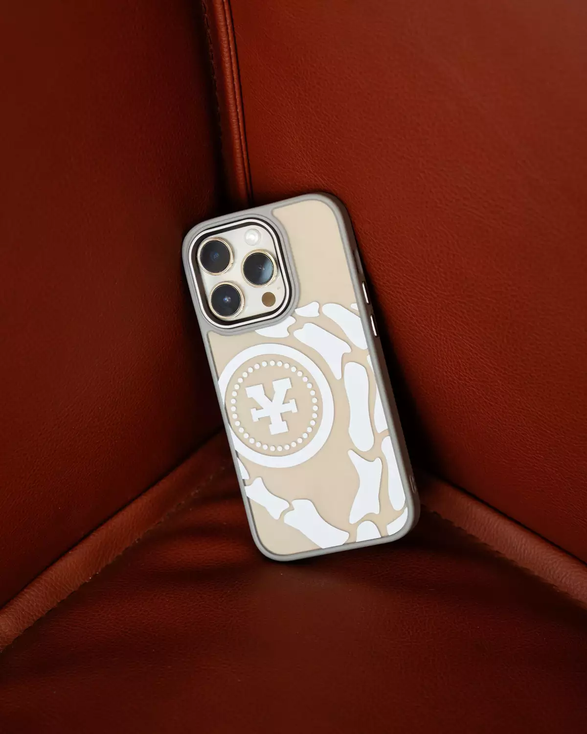 Ốp lưng DirtyCoins iPhone Big OG Logo Matte