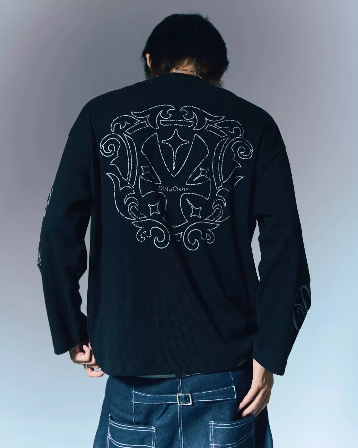 Áo thun tay dài DirtyCoins Dico Regal Crest