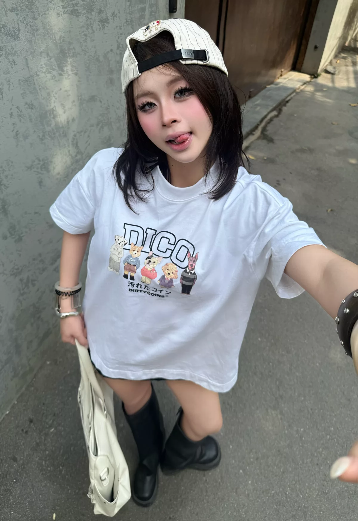 Áo thun DirtyCoins Relaxed Boxy Puppies