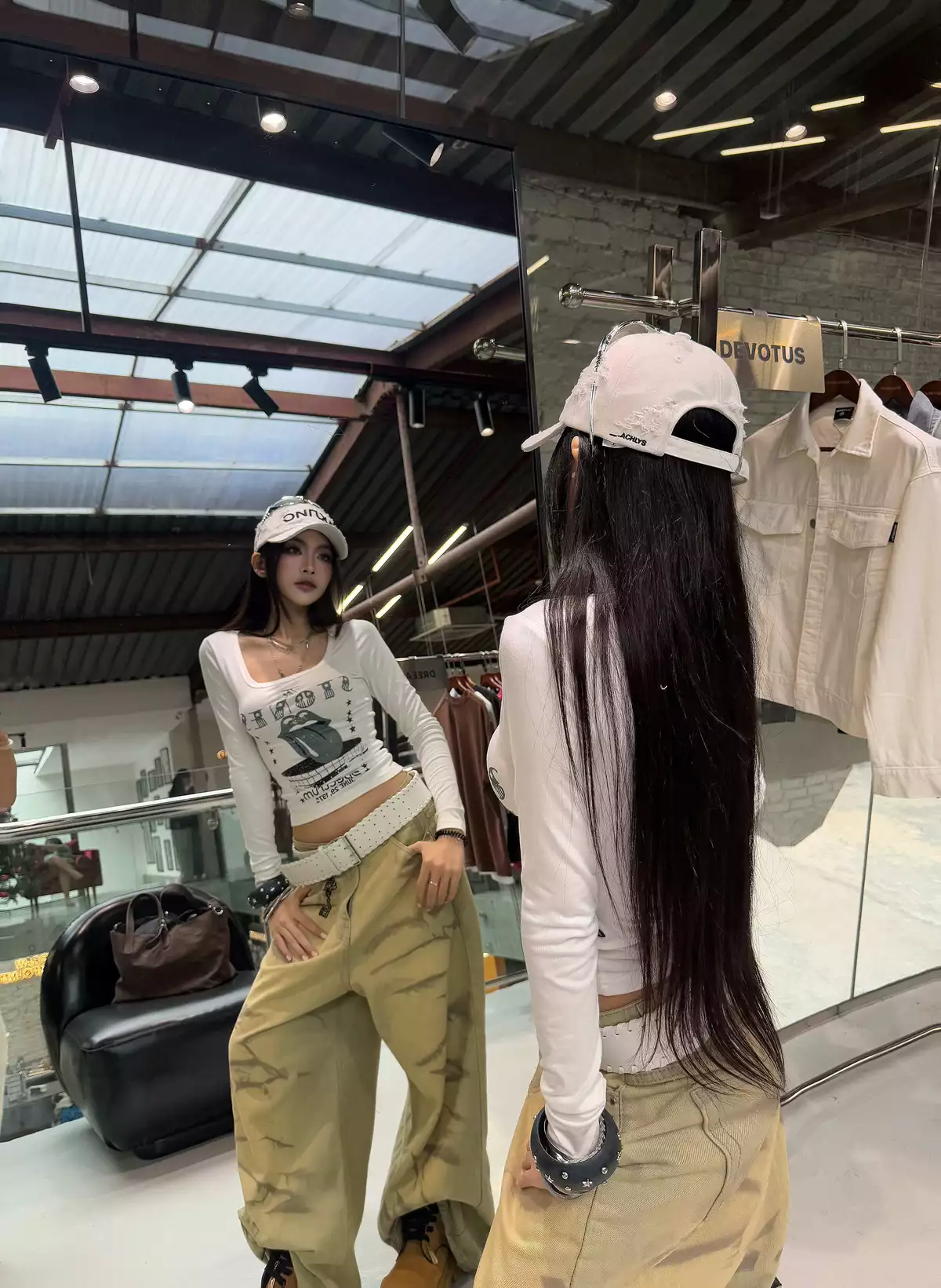 Áo Thun Tay Dài DirtyCoins Fitted Spectrum Night White