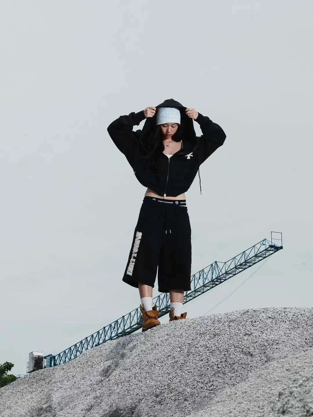 Quần Ngắn DirtyCoins Logo Patched Baggy Sweatshorts