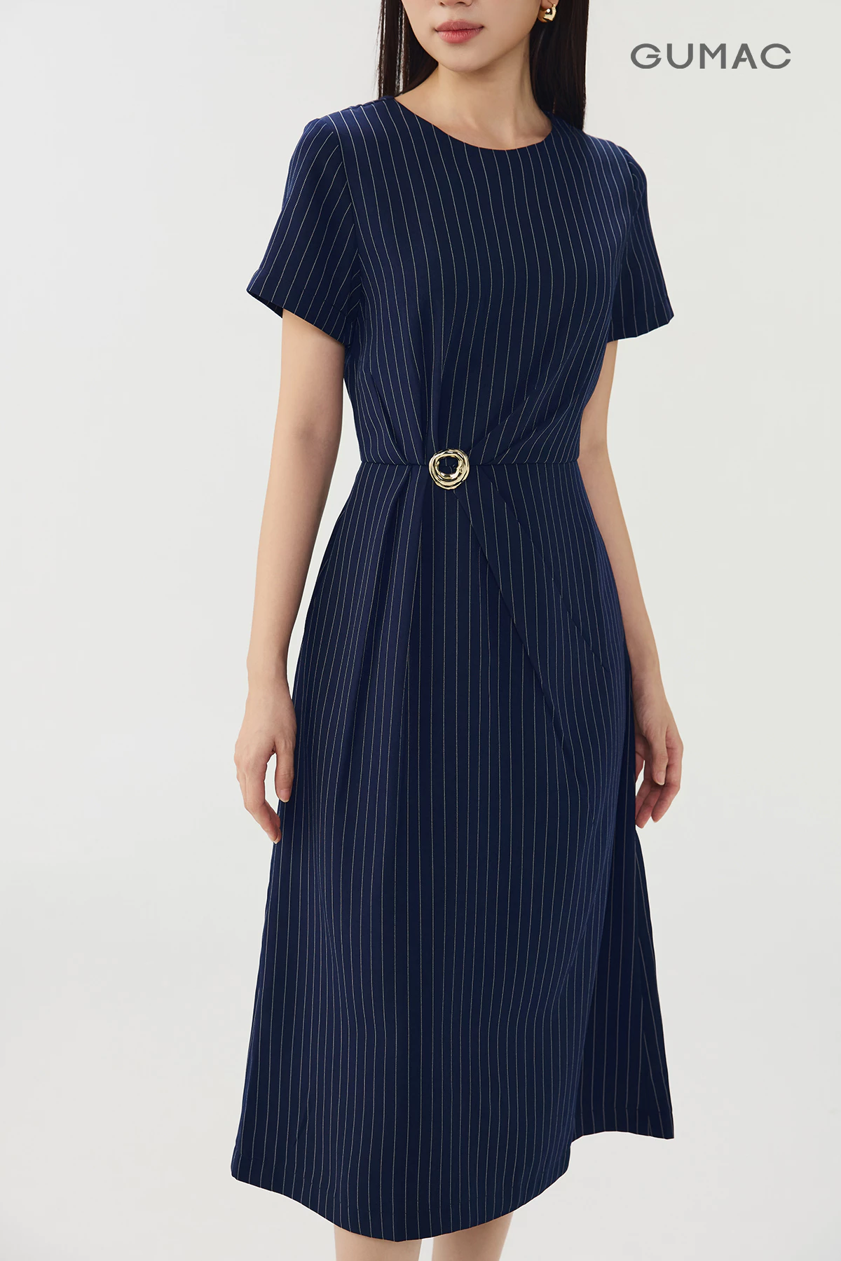 Đầm Nữ GUMAC Dáng Xòe Draping Cổ Tròn Tay Ngắn Có Túi Sườn Tiện Lợi Đính Phụ Kiện Thanh Lịch DG07101