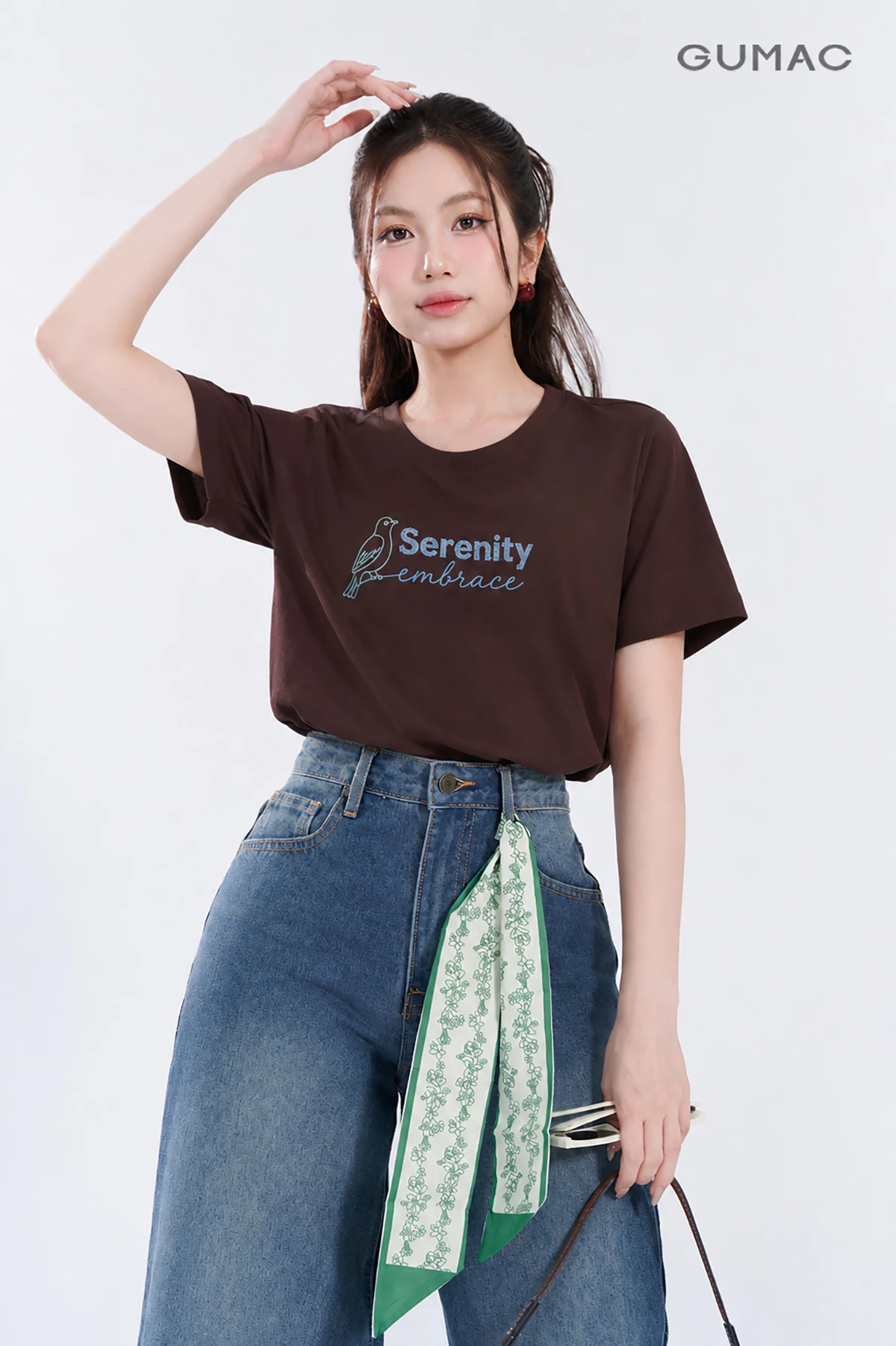 Áo Thun Nữ Gmorning - GUMAC Form Rộng Hình Thêu Xù Chữ Nổi Thanh Lịch Thời Trang YATG08045