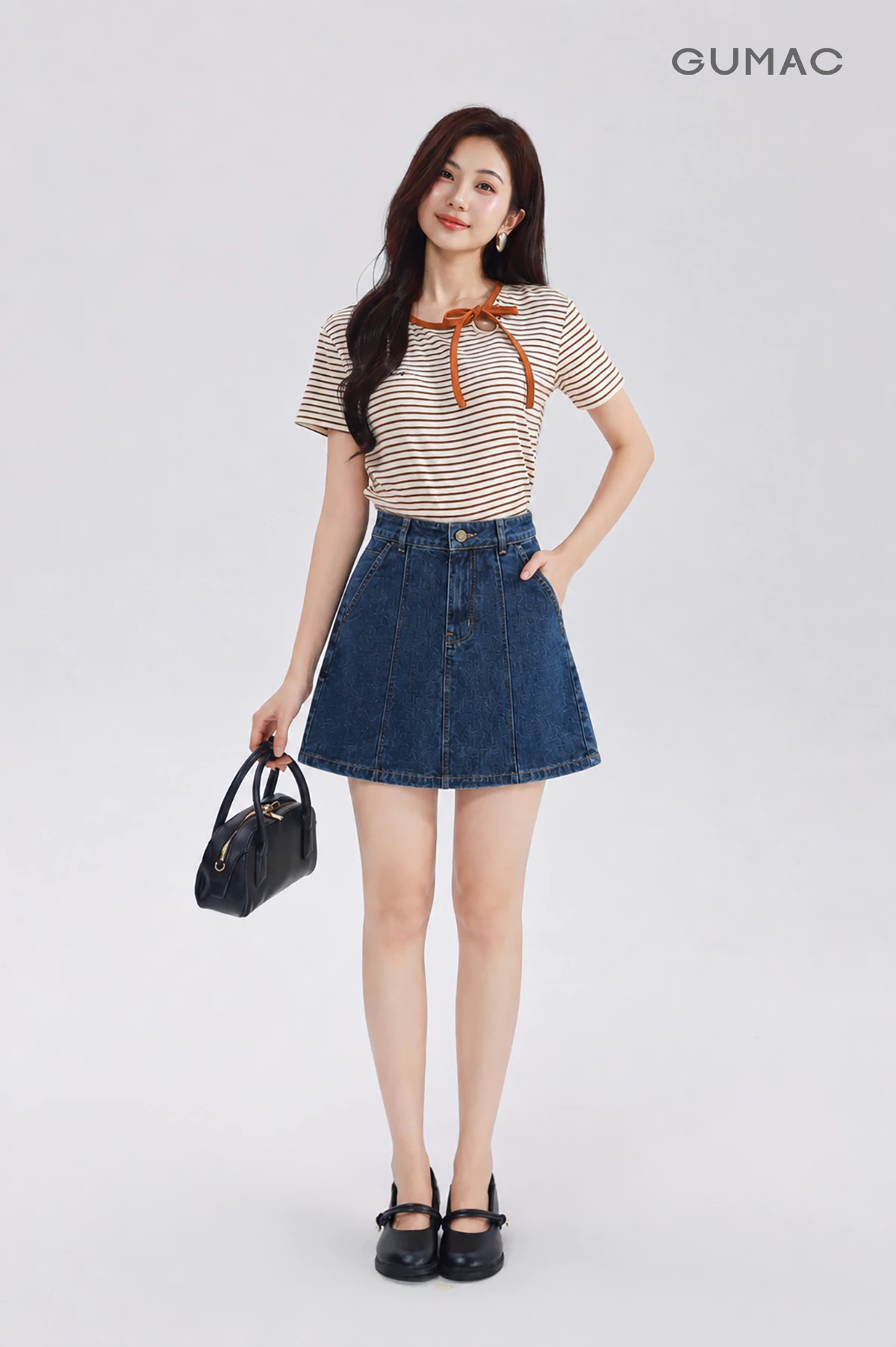 Chân Váy Jeans Nữ GUMAC Form A Thêu Chỉ Nổi Có Lót Quần Trẻ Trung Dễ Phối Đồ Đi Chơi Đi Học LVJG06015