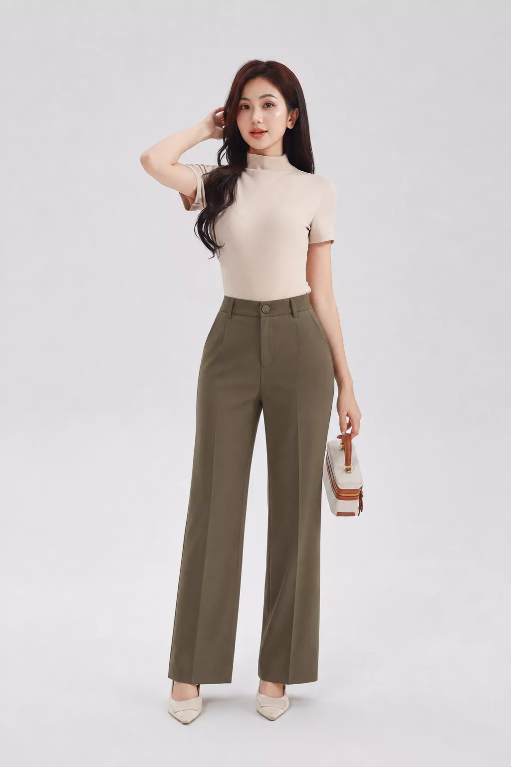 Quần Tây Nữ GUMAC Ống Suông Túi Xéo Nút Bọc Mắt Cáo Có Đỉa Thiết Kế Thanh Lịch Dễ Phối Đồ LQG07078