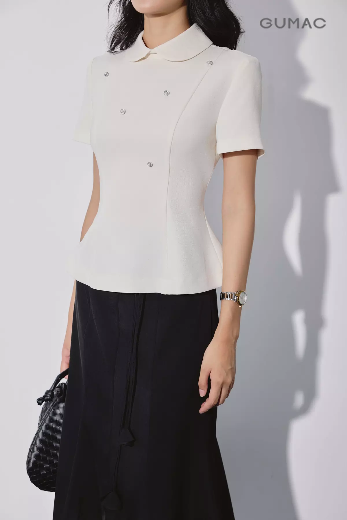 Áo Kiểu Peplum Nữ GUMAC Tay Ngắn Cổ Sen Đính Nút Kiểu Dây Kéo Thanh Lịch Công Sở LAG09083