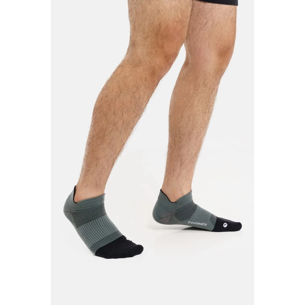 Combo 2 Tất/Vớ nam thể thao cổ ngắn Compression Techfit Coolmate