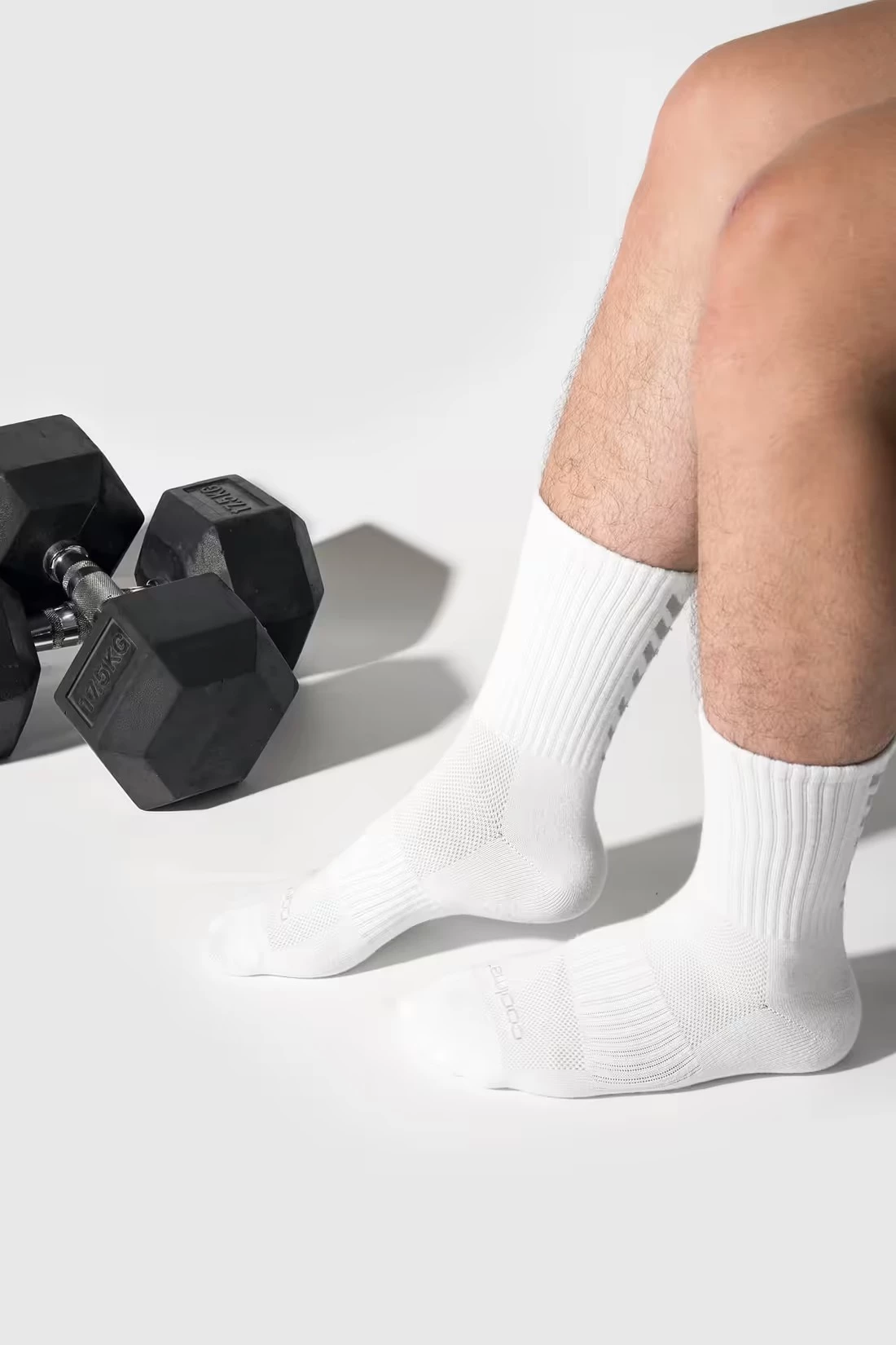Combo 2 Tất Vớ thể thao cổ dài chống trượt tập gym thể thao Coolmate