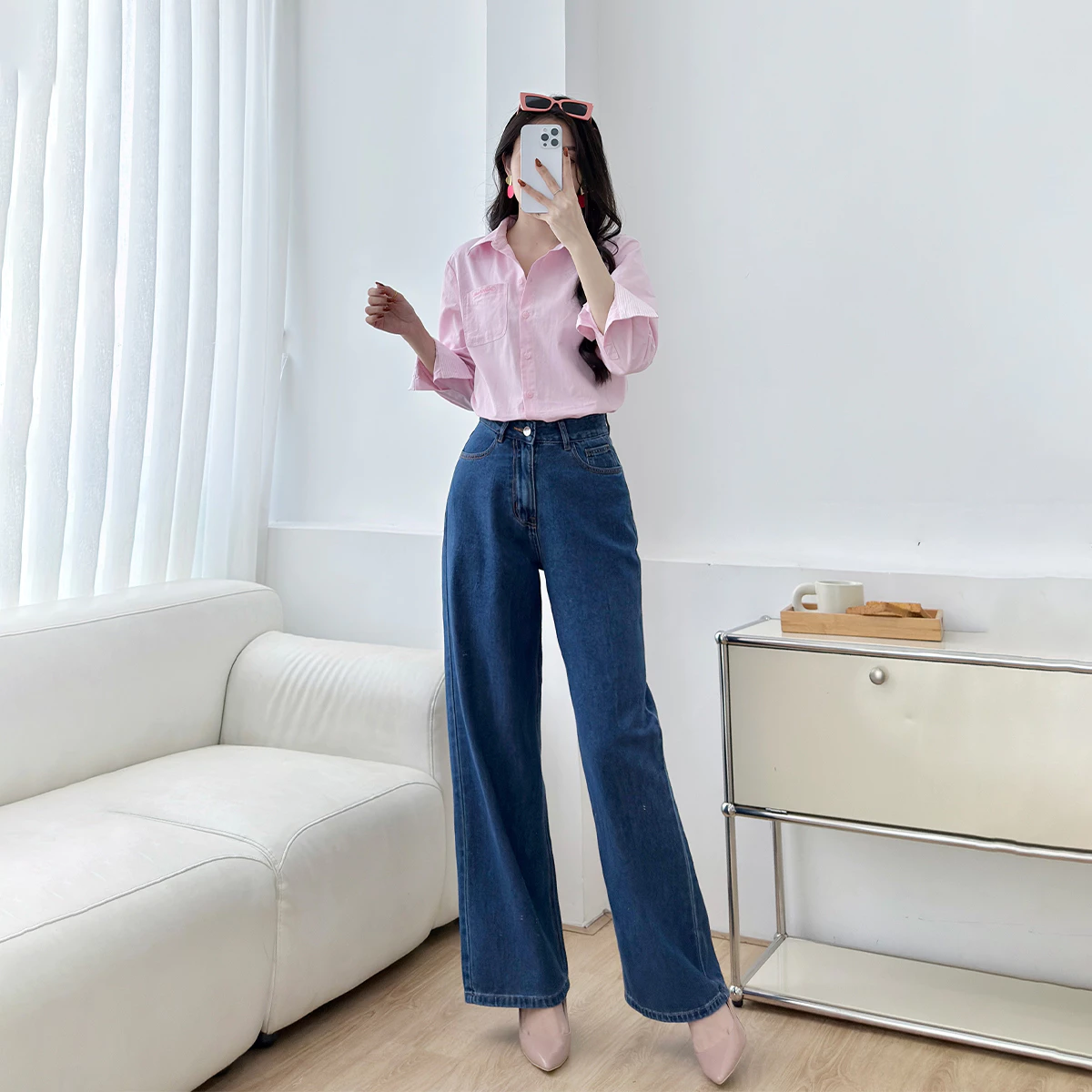 Quần Jean Nữ Gmorning - GUMAC Ống Rộng Màu Xanh Cơ Bản Túi Hàm Ếch Túi Đắp Sau Nút Logo YQJF10001