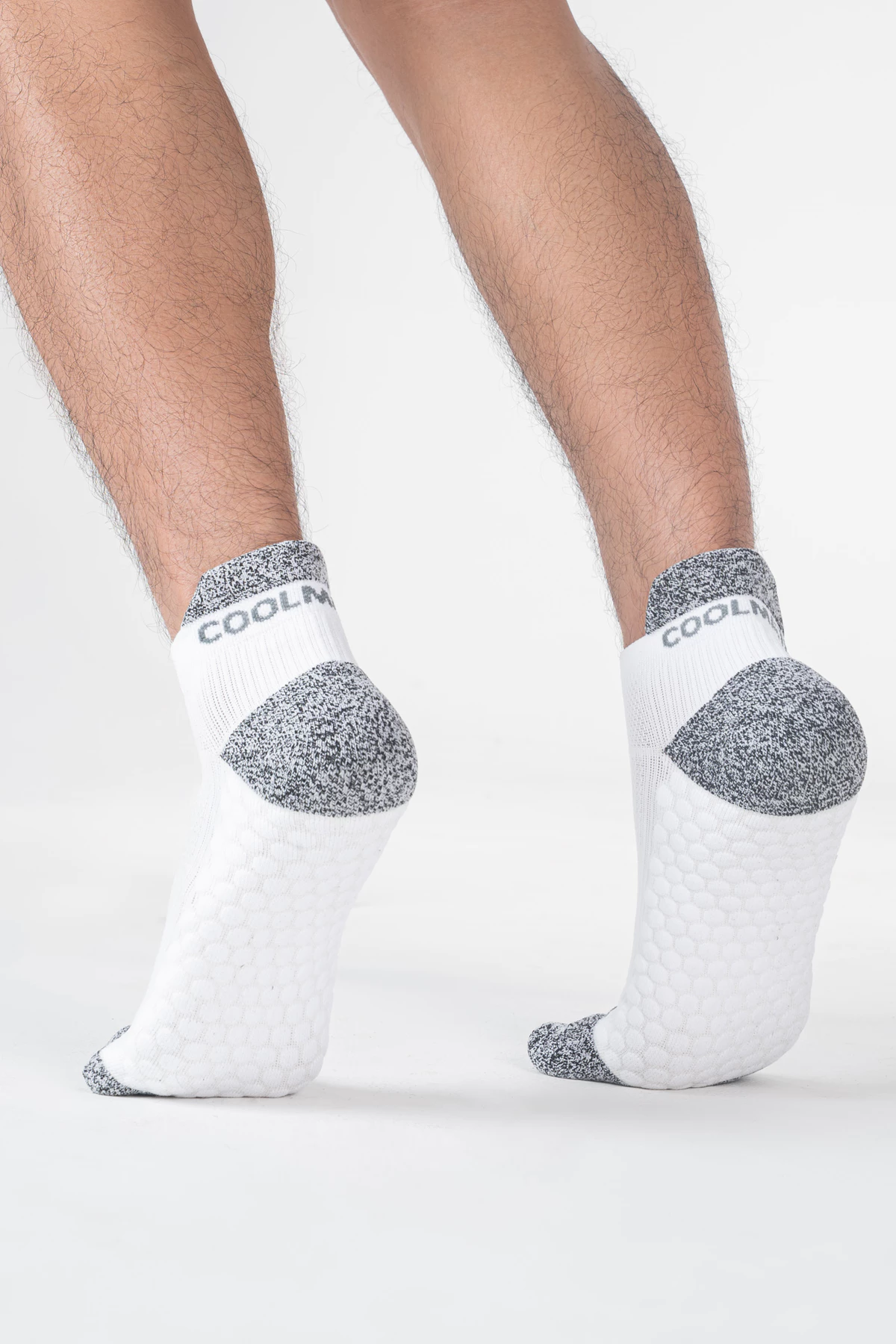 Combo 2 Đôi Tất Vớ thể thao unisex chạy bộ Grip Compression Cushion Socks Coolmate