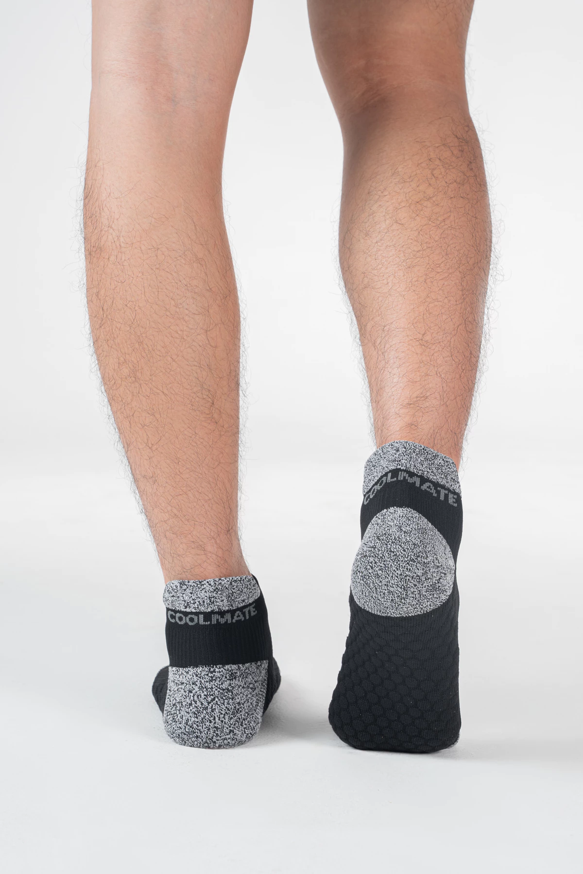 Combo 2 Đôi Tất Vớ thể thao unisex chạy bộ Grip Compression Cushion Socks Coolmate