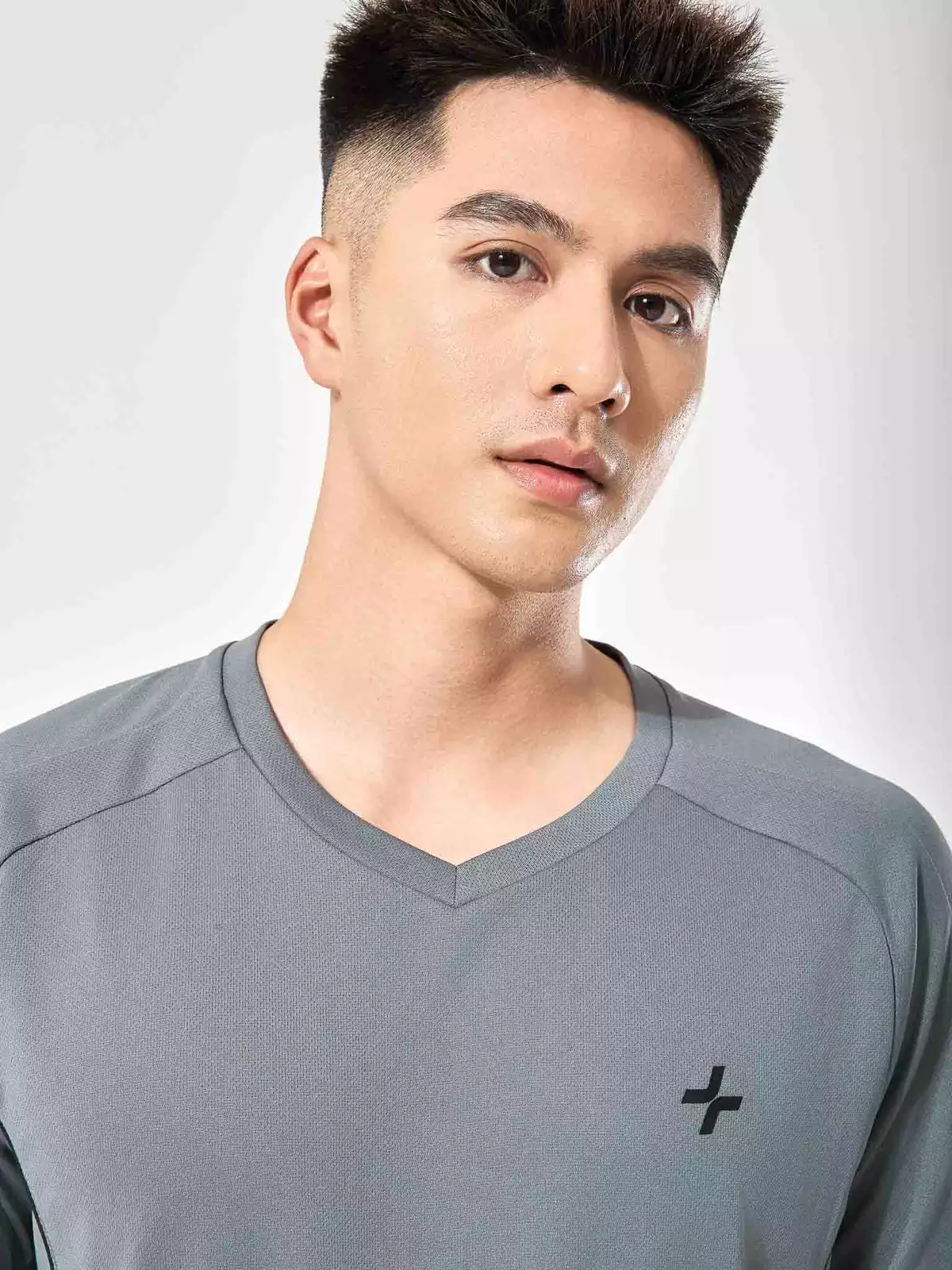 Áo thun thể thao nam Pickleball Tennis FlexLine Active V-neck thấm hút tốt thoáng khí Coolmate