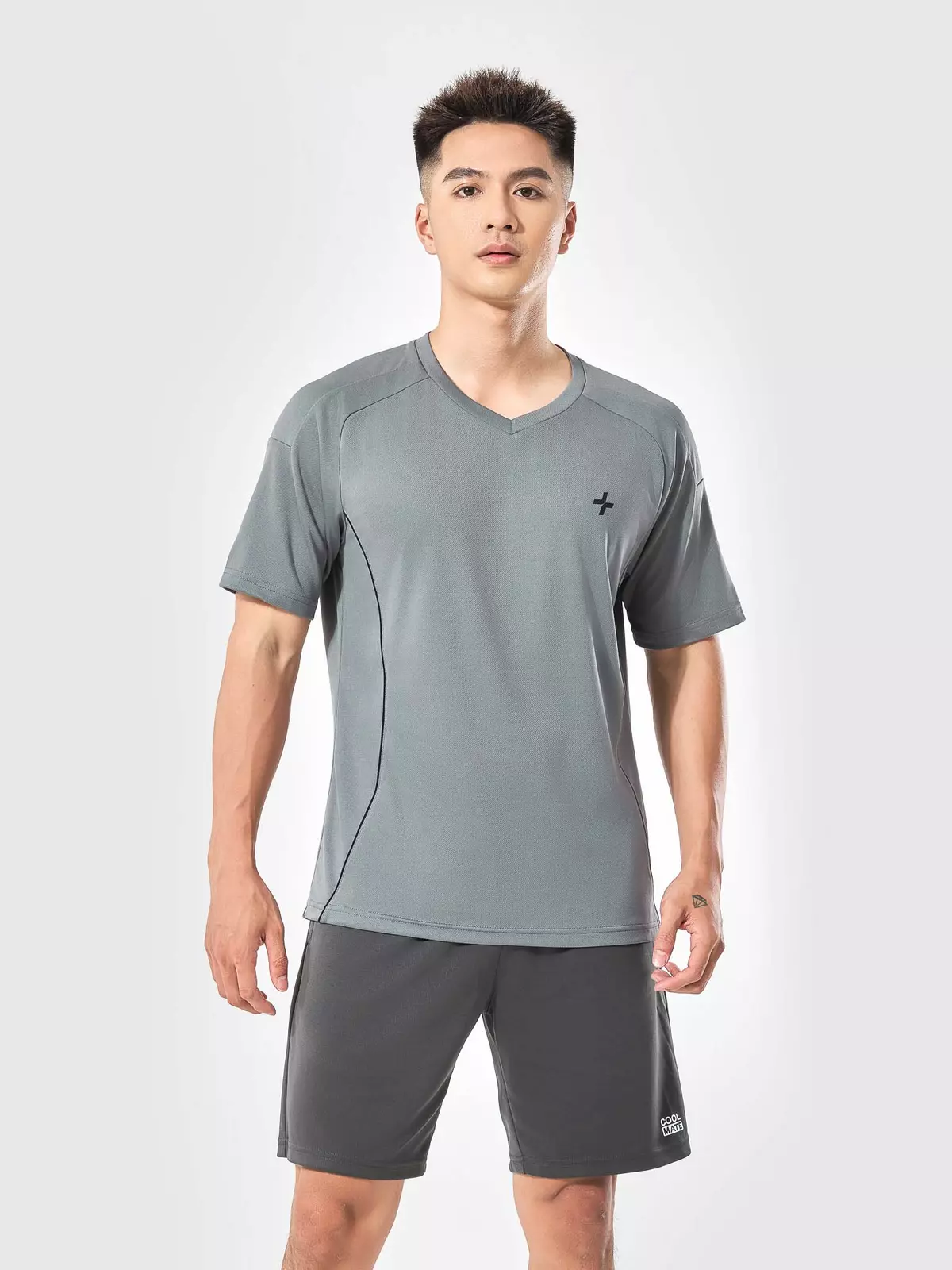 Áo thun thể thao nam Pickleball Tennis FlexLine Active V-neck thấm hút tốt thoáng khí Coolmate