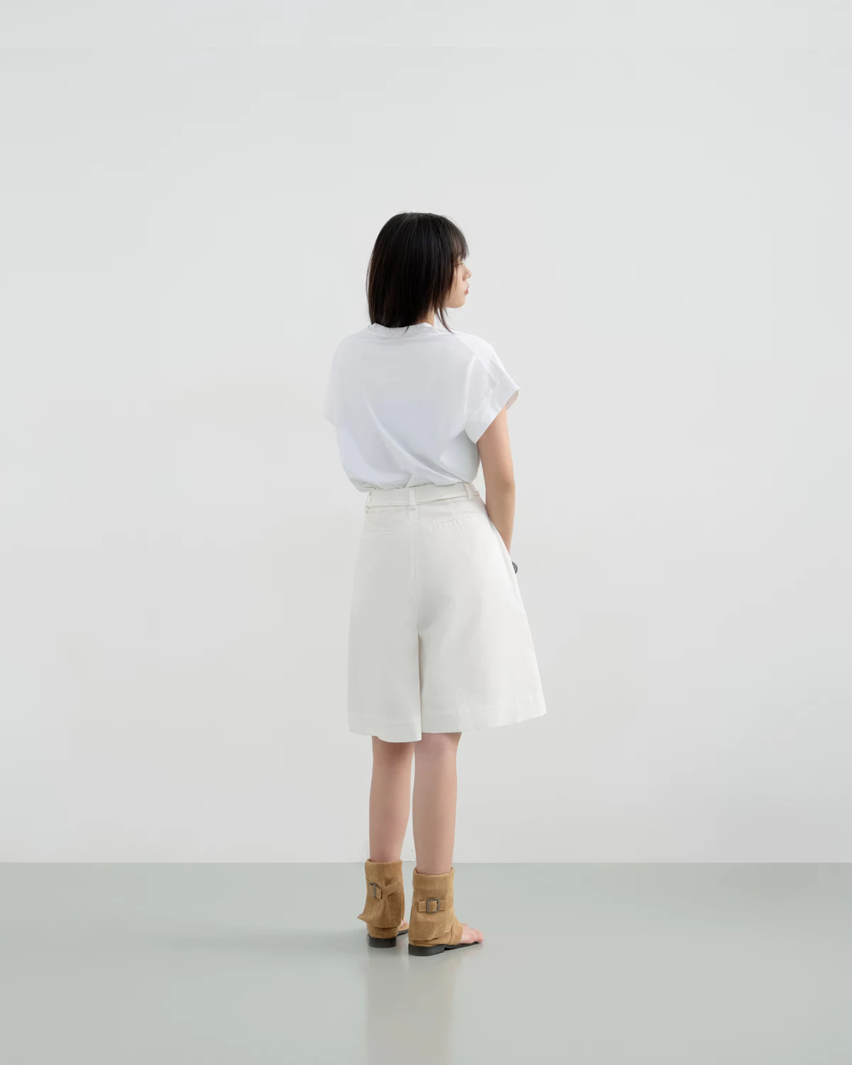 Áo Thun Boxy Ngắn Tay, Chất Vải 100% Cotton Thoáng Mát, 100% Cotton - BARE TOP - The J Studio