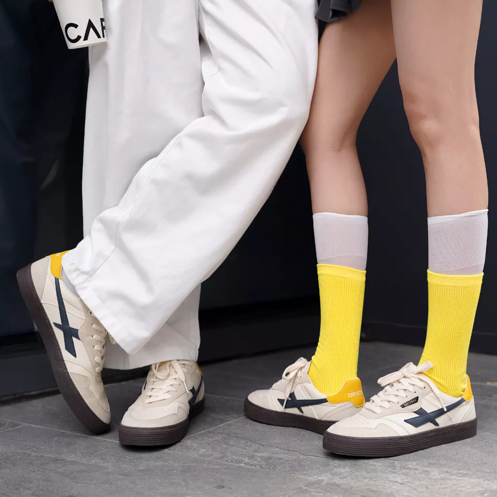 Giày Sneaker Nam Nữ DC48 MIDNIGHT AMBER Dincox Shoes Đế Bằng - Da phối Suede Cao Cấp