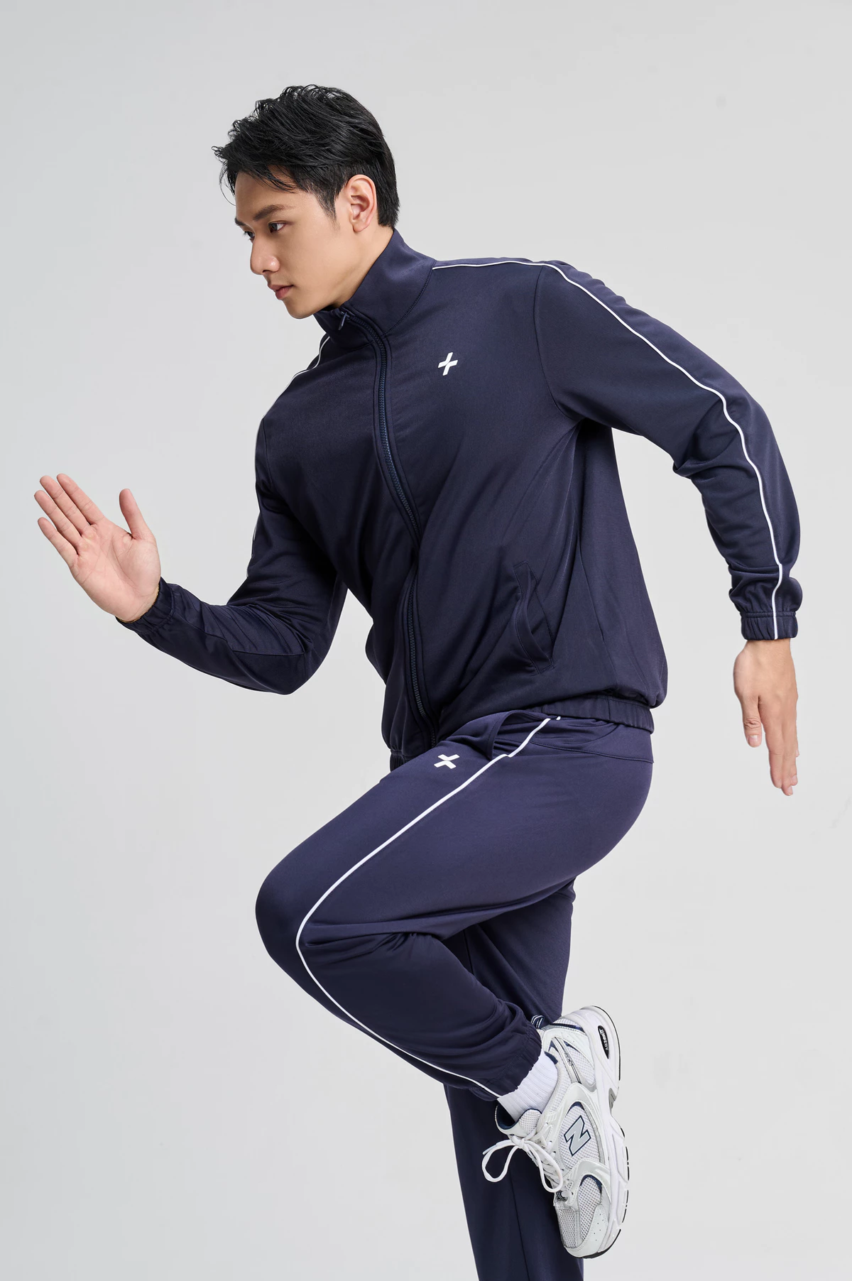 Set thể thao nam Flexline Active Áo khoác Quần Jogger bền bỉ, nhanh khô, thoải mái Coolmate