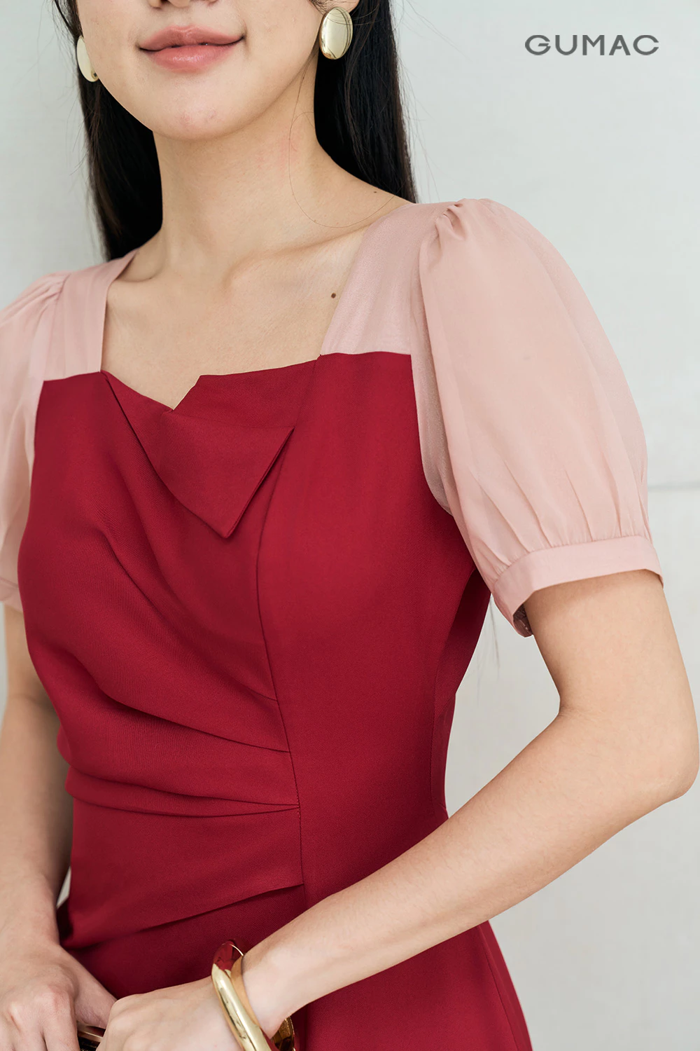 Đầm Nữ GUMAC Form A Cổ Vuông Bẻ Kiểu Tay Phồng Phối Tơ Xếp Ly Tạo Kiểu Thanh Lịch LDE0701