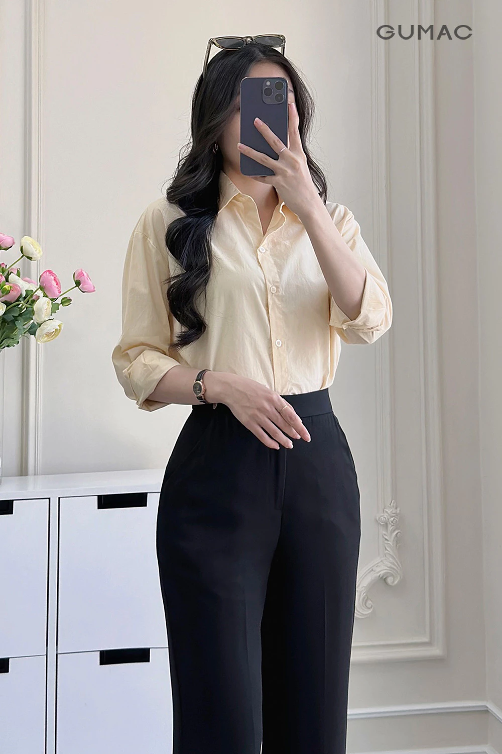 Áo sơ mi nữ Gmorning - GUMAC tay dài rộng thêu chữ sau áo si xịn thoáng mát YAE12085