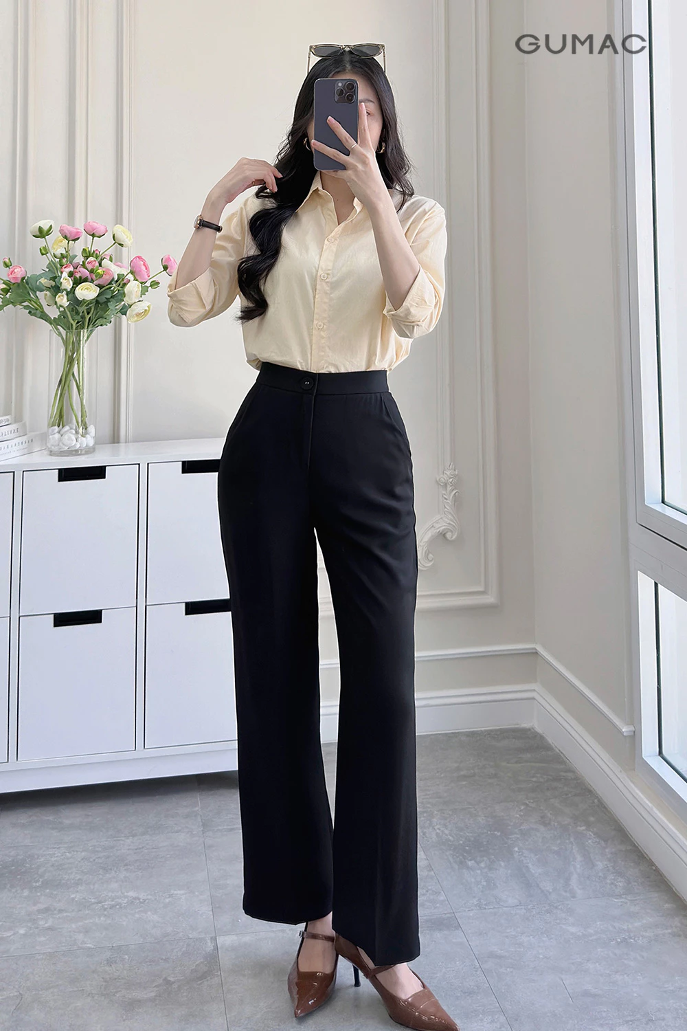 Áo sơ mi nữ Gmorning - GUMAC tay dài rộng thêu chữ sau áo si xịn thoáng mát YAE12085