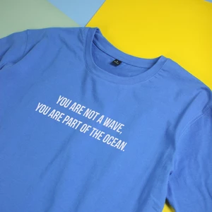 Áo thun ngắn tay Chodole áo unisex chất liệu vải cotton in chữ You are not a wave, you are part of the ocean