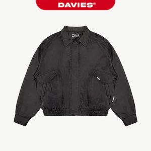Áo khoác bomber dù phối cổ jean DAVIES thiết kế túi nắp gập tag logo kim loại form rộng màu đen Tactics Jacket | D-AK22