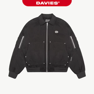 Áo khoác bomber nam nữ chất kaki DAVIES cổ bẻ hoạ tiết đính nút kim loại logo inox màu đen Ragnarok Jacket | D-AK23
