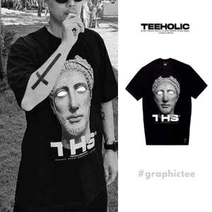 Áo Thun Nam Nữ TEEHOLIC Cotton In Hình Tượng La Mã Mắt Phản Quang - THSI43