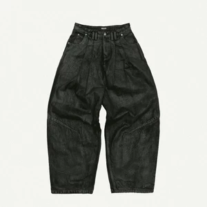 COATED BAGGY JEANS / QUẦN JEAN BAGGY / GAMBLE WORLDWIDE